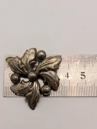 Niels Erik From broche i sterlingsølv med bladmotiv