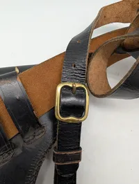 Vintage Dansk Politi  læderpistolhylster med bælte og skulderrem