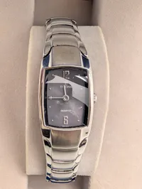 Festina dameur i rustfrit stål med original æske