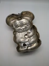 Vintage aluminium bageform i form af en mus