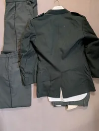 Dansk Forsvaret M/69 Tjenesteuniform med faldskærmsemblemer