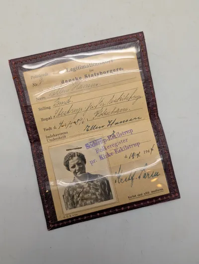 Dansk Legitimationskort fra 1941 for Ellen Hansen