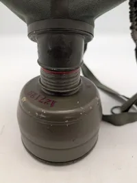 Tysk Gasmaske Model GM30 med Filter, dateret 1938, mint stand 