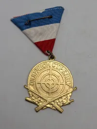 Samling af Jugoslaviske Militære JNA Medaljer og Emblemer