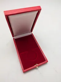 Dansk Kongelig Medaljeæske med Prins Henriks monogram 