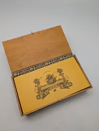 To antikke tyske cigarkasser, Goldgrube og Pflanzer-Dienst med indhold WW2