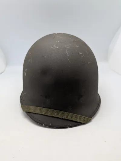 Militær M1 Stålhjelm med Inderhjelm og Rem
