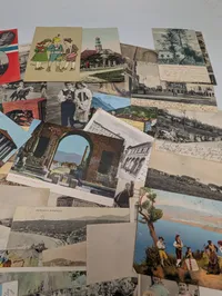 Large Collection of Early 20th Century International Postcards  Sendt til Grevinde Hamilton 