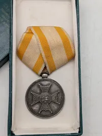 Spansk Orden de Isabel la Católica, Sølvmedalje med dokumenter
