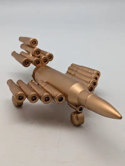 Håndlavet Model af Jetfly Fremstillet af Patronhylstre