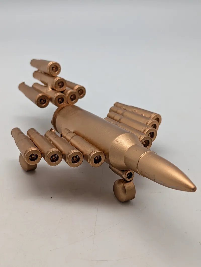 Håndlavet Model af Jetfly Fremstillet af Patronhylstre