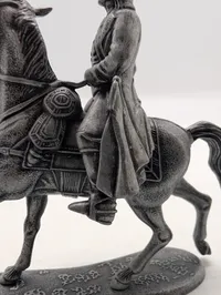 Napoleon Bonaparte til hest, tinfigur