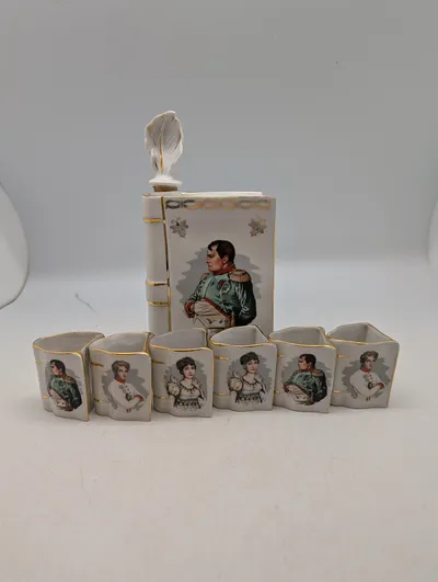Limoges Porcelæn Napoleon Bog-Karaffel Sæt med Seks Glas