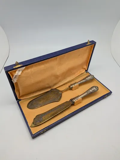 Antique Silver-Handled Cake and Pie Server Set in Presentation Case 800 sølv 