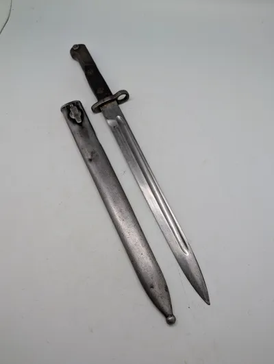  Belgisk M24  Bajonet med Metalskede