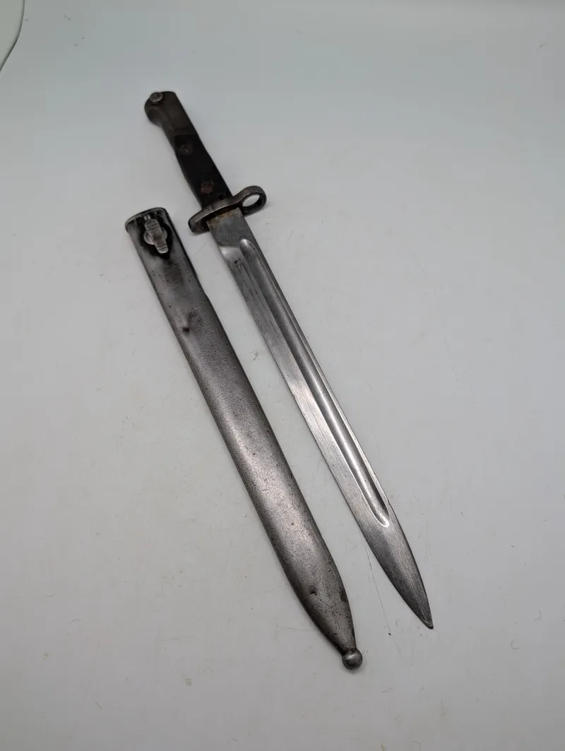  Belgisk M24  Bajonet med Metalskede