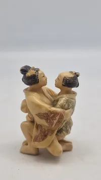 Antik JAPANESE HAND CARVED EROTIC NETSUKE FIGURES EDO / MEIJI PERIODE 