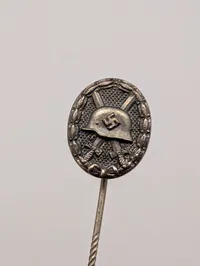 Tysk såretmærke i sølv, miniature på nål