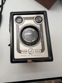 Minolta AF-Tele Super og Vredeborch Vrede Box kameraer med tasker