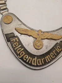 Tysk Feldgendarmerie Ringkrave med Kæde, original i super stand 
