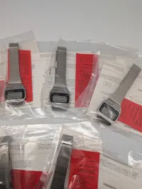 Sæt med seks Cycle vintage digitale armbåndsure med original emballage