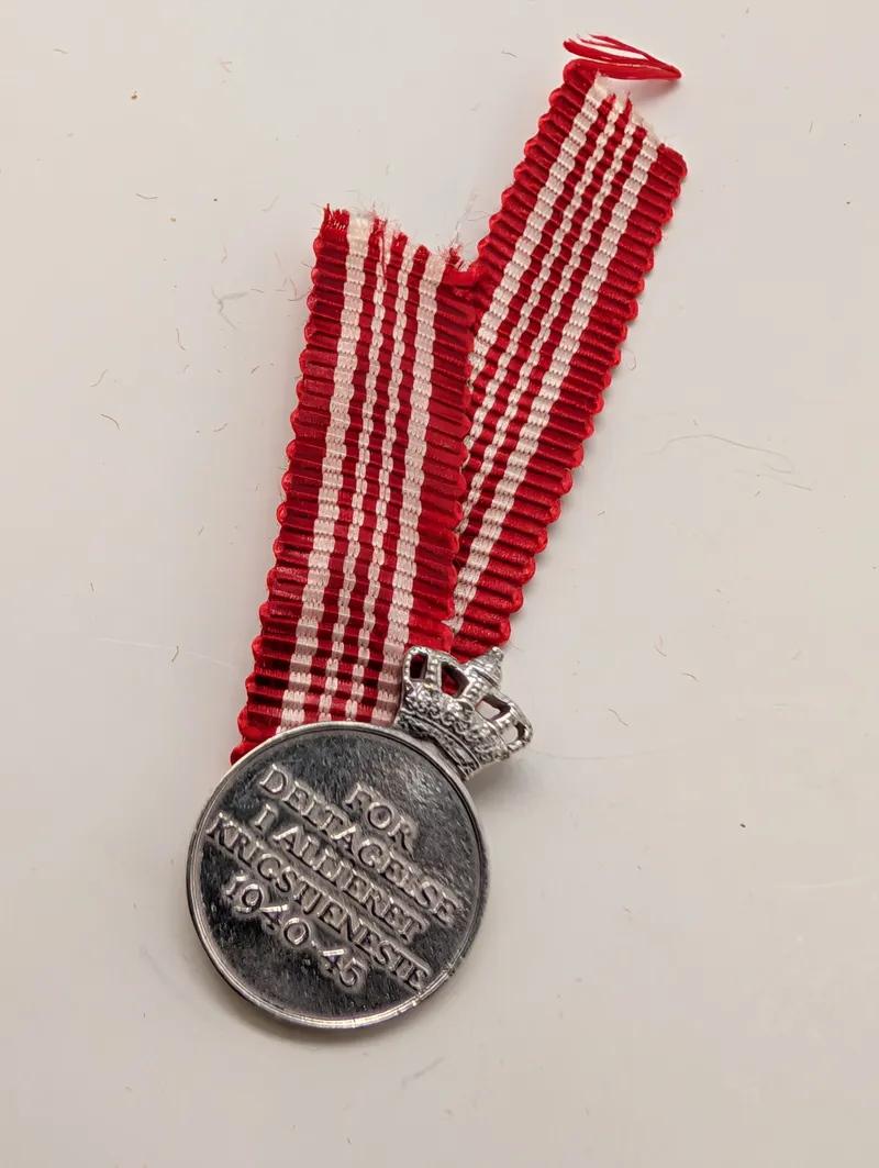 Dansk Christian X's Erindringsmedalje for Deltagelse i Krigen 1940-45 Miniture