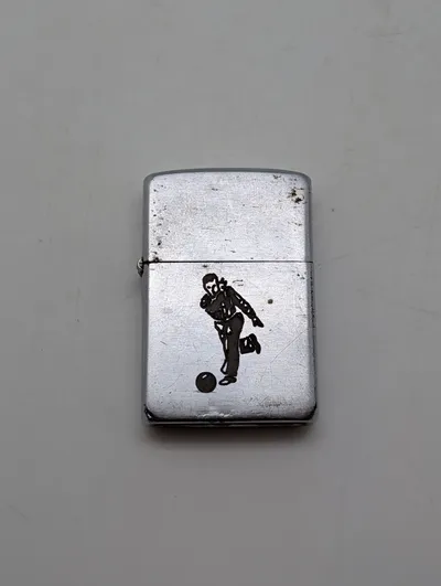 Zippo Lighter med Bowling-motiv