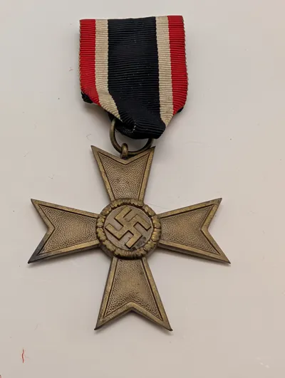 Tysk Krigsfortjenestekors af 2. klasse uden sværd med bånd