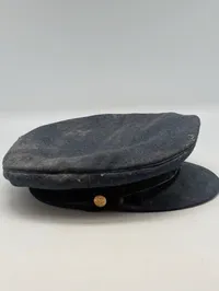 Dansk Flyvevåben Officerskasket med Broderet Emblem