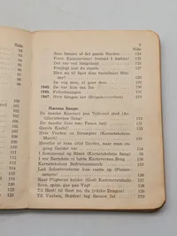 To danske sangbøger: Nordiske Sange (1876) og Sangbog for Hæren og Søværnet (1947)