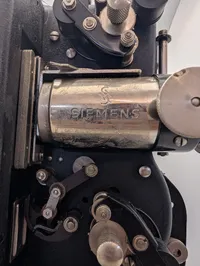 WW2 Siemens 16mm Movie Projector with Meyer Görlitz Kinon Superior I 5cm Lens 