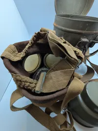 Dansk M/1938 Gasmaske med Filter og Original Metaldåse