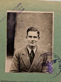 Dansk Passerseddel fra 1941 til Værløse Flyveplads, Harald Hansen