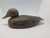 Vintage Hand-Painted Wooden Duck Decoy with Scalloped Feather Detail