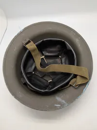 Canadisk G.S.W. MK I Stålhjelm fra 1941 med Civilforsvarsmaling