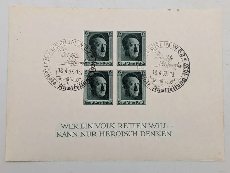 Tysk souvenirark fra 1937 med Adolf Hitler frimærker