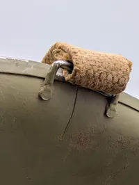 Amerikansk M1 Stålhjelm med faste bøjler og front-seam WW2 