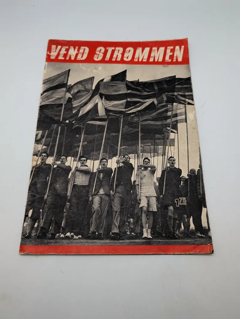 Vend Strømmen, dansk politisk pjece med flagbærende mænd