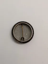 Vintage sort og hvidt fredstegn pin-back badge