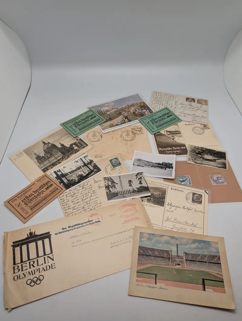 Samling af 1936 Berlin Olympiade Ephemera og Postkort