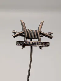 Vintage 19 September Commemorative Barbed Wire Motif Stick Pin KZ Dansk Politi 