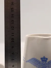 Dansk Militær Porcelæn, Flødekande og Sukkerskål med Flyvervåbnets Logo