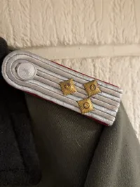 Østtysk NVA Officer Overfrakke med Skulderstropper
