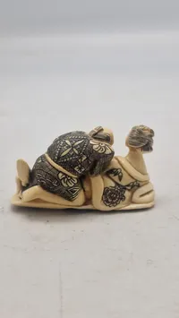 Antik JAPANESE HAND CARVED EROTIC NETSUKE FIGURES EDO / MEIJI PERIODE 