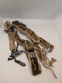 Tyske  Gebirgsjäger Ski Skins  i Sælskind med Metalklemmer WW2