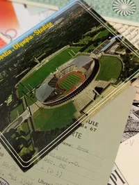 Samling af olympiske postkort, frimærker og memorabilia