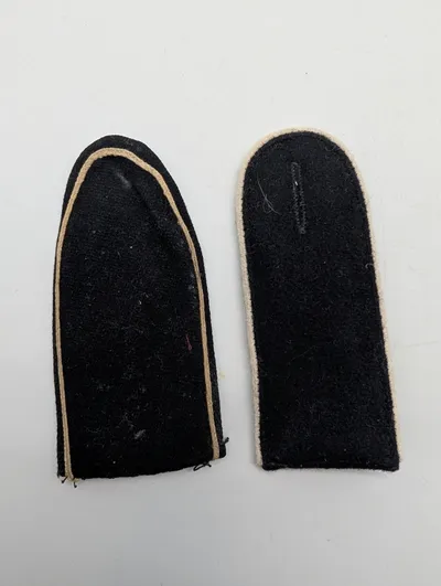 Pair of WWII German Panzer Enlisted Men's Shoulder Straps postwar