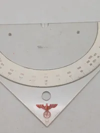 Eckert & Pape Hamburg-Altona Kurslineal med Kriegsmarine-logo