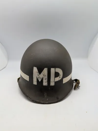 Amerikansk M1 MP Hjelm med Micarta Liner (1952)