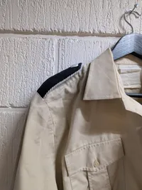 Dansk HIPPO uniform, med skjorte og bukser, efter 45 